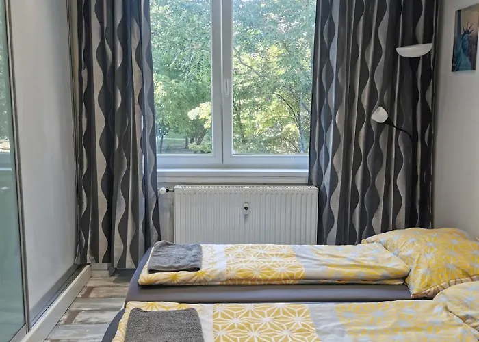 Apartamento - *